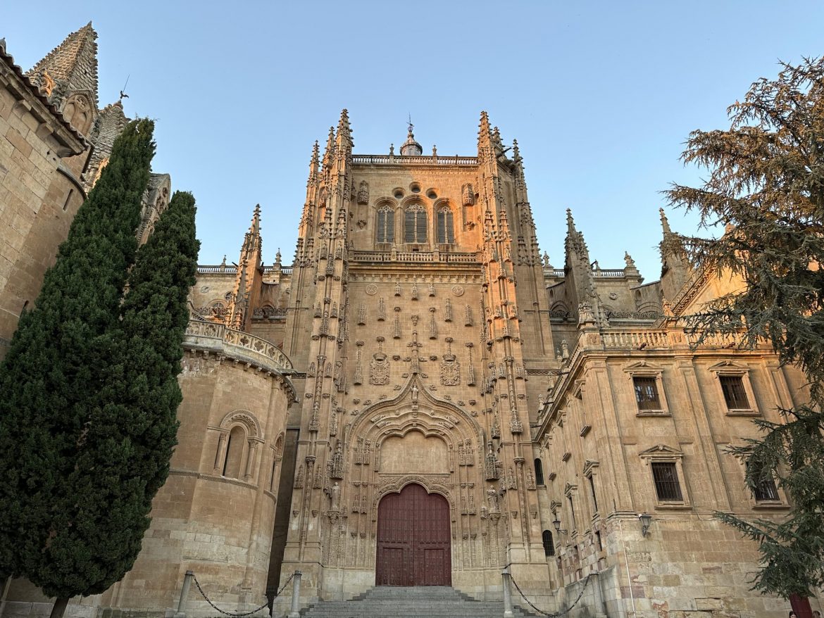 Old Cathedral of Santa María de la Sede, C/ Doyagüe, 37008 Salamanca